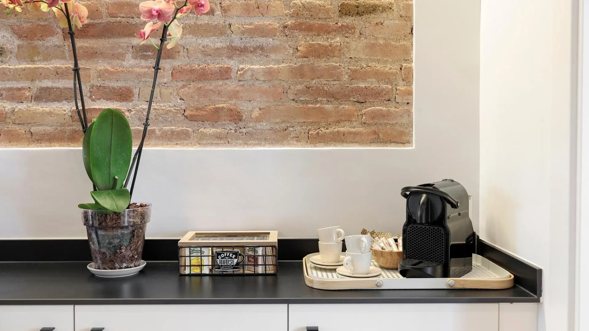 Poble Sec Charming Apartment Barcellona 0*,