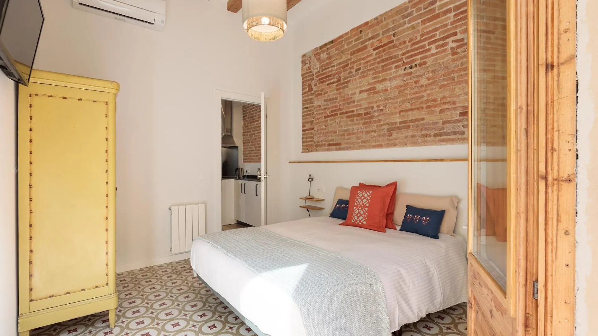 Poble Sec Charming Apartment Barcellona Spagna